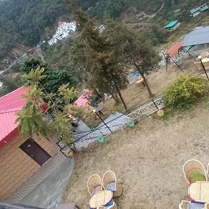 Hotel Himalayan Village